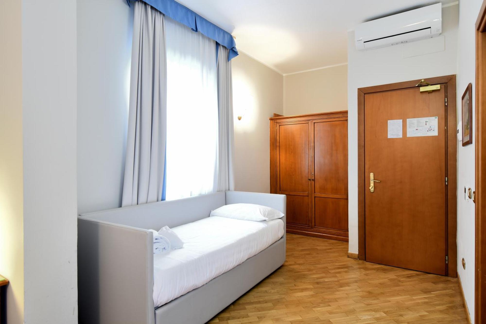 Hotel Cavour Rapallo Dış mekan fotoğraf