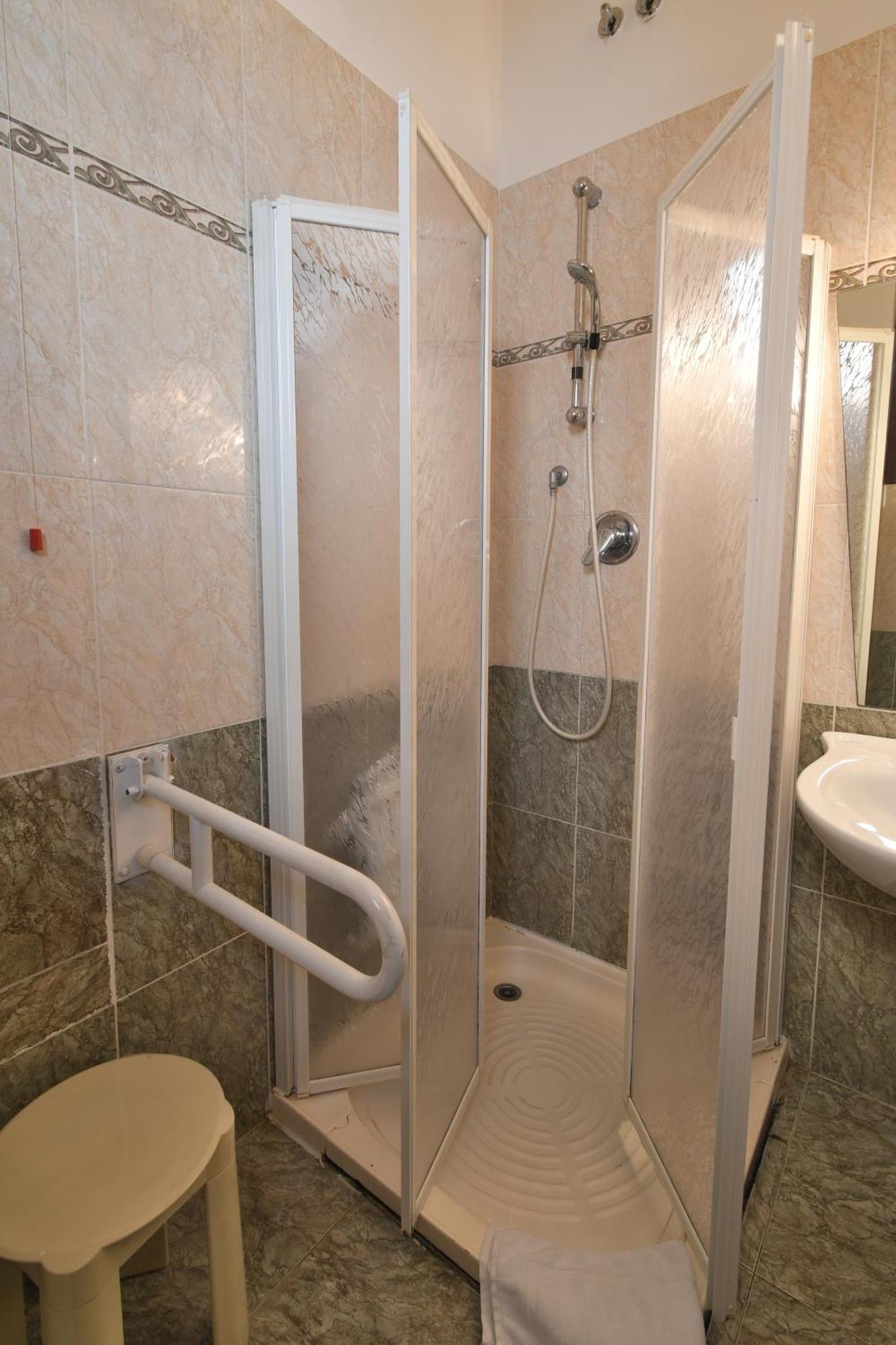 Hotel Cavour Rapallo Dış mekan fotoğraf