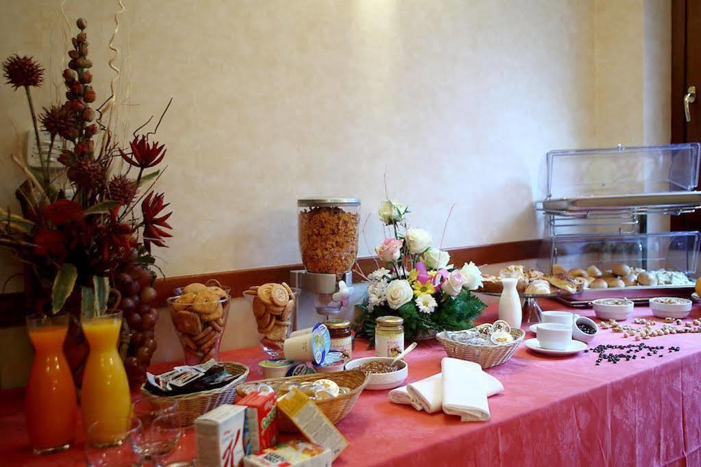 Hotel Cavour Rapallo Dış mekan fotoğraf